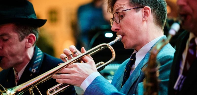 Archive photograph of live musicians from the official Munich Balboa & Shag Weekend gallery