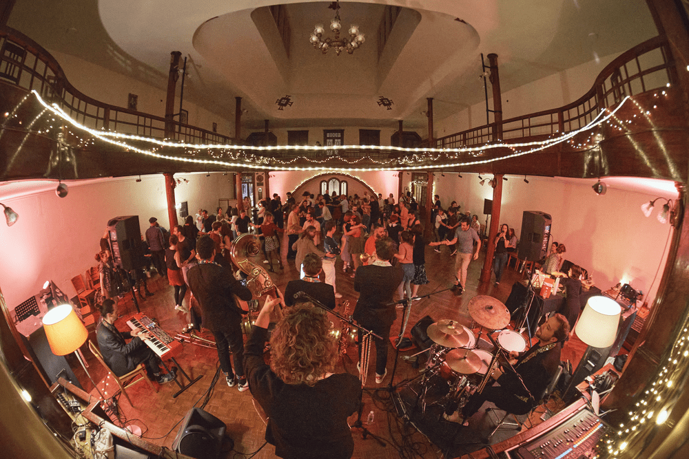 Salón de Bota Gatherings — fotografía oficial de archivo